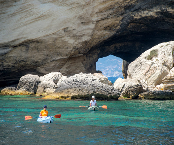 Grotte-balade-Bonifacio-activités-Corse.jpg