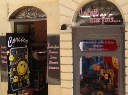 Boutique-iletaitunefois-Bonifacio-Corsica